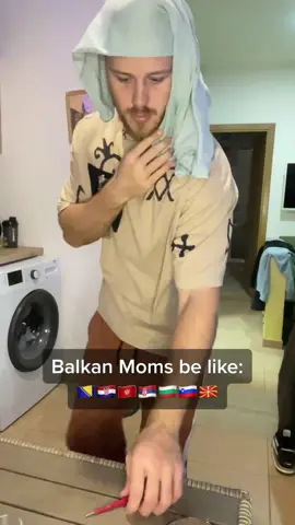 Nikad nije na mestu gde sam ostavio! Zasto mora uvek da dira i da ja ne znam gde sam stavio posle?! 🙄😢