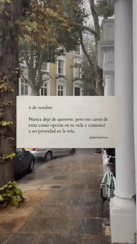 6 de octubre: Comencé a ser prioridad. 🤍✍🏼 #jairoguerrero #parati #libros #poesia #frasessad #sad #escritosytextos💔 #fypシ #frasesparadedicar #frases_aesthetic #amorpropio #tristeza #ex #frasesdeldia #octubre 