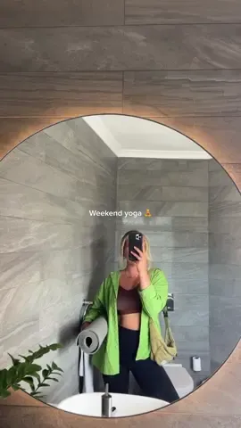 Come with me to yoga 🧘‍♀️#fyp #selfhealing #wellness #womenshealthtips #PCOS #wellnesshub #yoga #vinyasayoga #cyclesyncingexercise