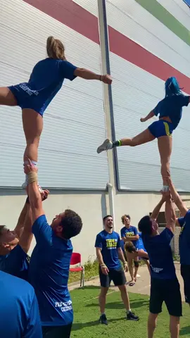 começaram os videos desse TEAM BRAZIL que fez historia 🥈🇨🇱🇧🇷 #cheerleading 