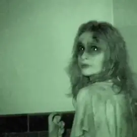 Scary part in Grave Encounters (2011) #possessed #creepy #scary #disturbing #sensitivecontent⚠️ #skipifyoursensitive #ghost #horror ##horrorpart #fyp #horrorcommunity #horrorcontent #scared #damn #💀 #thisisreallyscary 