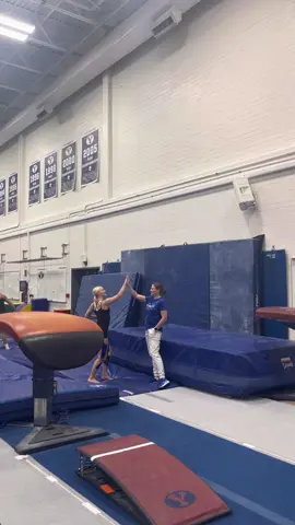 Bad angle for my vault. But the support in this makes me so happy🥺 #fyp #byugymnastics #vault #gymnastics #gymnasticsvault #frontvault #collegegymnastics #supportive