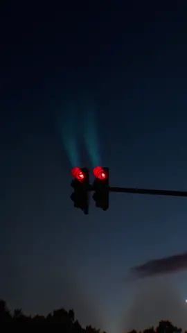 Trippin’ ⚠️| IG: shadywaleed #fyp #videoshoot #videoedits #aestheticvideos #aesthetic #dreamyvideo #nightvibes #nightvideos  #trafficlight #cinematic #cinematicvideo #videograpghy #molly #mollyplayboicarti #trippy 