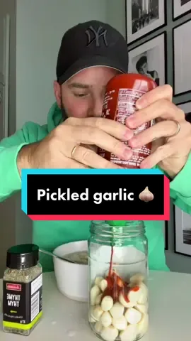 On goûte ENFIN! 😄🌶#pickledgarlic #ailmariné #ail #garlic