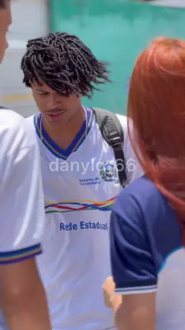 Tentando resolver as coisas #LetsDanceEp5 #DiaDoRock #FreeFireXAnitta #BookTokBrasil #bypamella #dancinha #trendsdasemana #dancinhadacintura #comedy #emalta