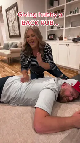 I’ll do you if you do me! 🤣 #backmassage #giveandtake #marriage #marriedhumor #funnywife #couplesmassage #happywifehappylife 
