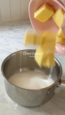 ✨ 𝙎𝙖𝙡𝙩𝙚𝙙 𝘾𝙖𝙧𝙖𝙢𝙚𝙡 ✨🍯  I got distracted and burned it 🫠  Still tasted amazing, but a little bitter ✨   Ingredients   ▢ 1 1/4 cups sugar ▢ 1/2 cup salted butter diced ▢ 1 cup heavy cream  #caramel #saltedcaramel #dessert #food #Foodie #baking #bakingvideo #sweet #bakewithfreya #bakingvideo #cooking #cookingvideo 