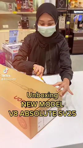 #v8vacuum #v8absolute #unboxing #vacuumcleaner #dysonvacuum #harveynormanmalaysia #ipohprade #fyp #@harveynormanmy @ipohparade @dyson