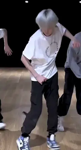 kece yos [smile] #YOSHI #ヨシ #TREASURE #HELLO #DANCEPRACTICE #yoshicam 