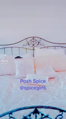 Posh Spice  #spicegirls #posh #davidbeckham #thatshot #spoiled #privledge #baby 