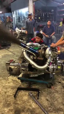 World Class Engine Dyno Room 🤯 #isuzu #turbodiesel #radiallife #dynotune #diesel #giveitarev #carsoftiktok 