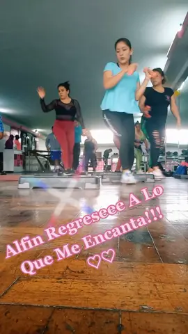 Alfin En La Sala De Step ♡ #gym  #mihobie🤪💙💜💚💙💜💚👿💜💜💜💜💜💜  #loqueamo  #cardio  #karlagym 