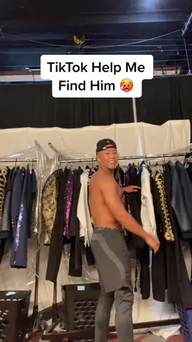 ladies help me 😩 #asian #filipino 