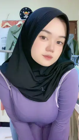 hoodie dino nya di keranjang kuning ya 🥰