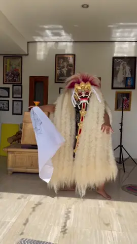 Ratu Ayu Alam Bali “Anyar” #rangda #rangdabali #calonarang #calonaranghunter #calonaranghunter