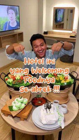 Bikin betah gak mau pulang kalo staycation disini #fyp #serunyaindonesia #jelajahkuliner #kulinerviral #hotelreview #vegahotelgadingserpong #gadingserpong #hotelier 