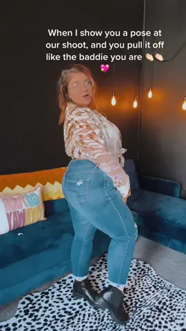 Loveeee hyping my baddies up at their shoots 💖💖💖 #boudoir #chattanoogaboudoir #chattanooga #chattanoogatennessee #chattagram #boudoirphotographer #hypegal 