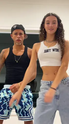 Elas passou, olhou, gostou, sorriu 🥰 @juhmazzocco #chango 