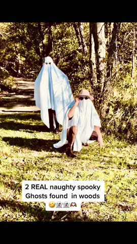 2 spooky ghosts looking to haunt any of your exes for you lmao jp 👻👻🤣♥️🫶🏾#ghost #halloween #friendtok #ghosttok #woodtok #woods #halloweencountdown ##fypシ 