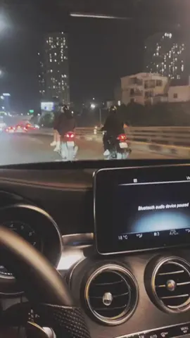 Nhìn cay cú zl ý 😏#vacaiket #fypシ