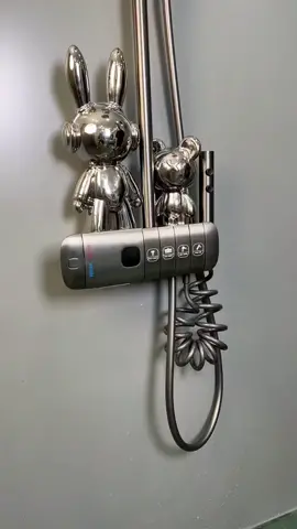 Rolls-Royce trong phòng tắm # vòi hoa sen cao cấp giá hạt rẻ #medobepnoidiatrung #Master2022byTikTok 