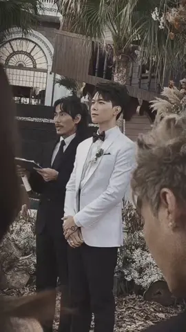 ánh mắt của kẻ si tình này chỉ dành cho mỗi mình em 