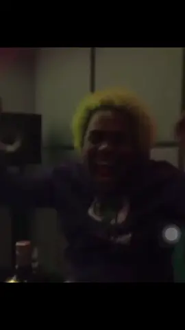 @elcherryscom27 💚💚💚ESTE PANA ESTA LOCO 😂😂😂🤣 #elcherryscom #paratii #videotiktok #videoviral #fyp #fypシ゚viral #fypdongggggggg #comedia #humor #risa #dominicano #jajaja #xyzbca #dembow #amigos #contenido #meme #mood #moodboost #sigueme_para_mas_videos_asi #like #españa #miami #manhattan #studio #musica #alofokeradioshowtiktok #alofoke #santiagomatias 