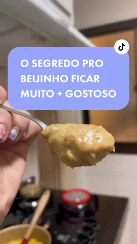 morar sozinho é sobreviver de tranqueira sim (e eu amo uma lariquinha) 💘🥄 salva esse vídeo pra testar essa receita depois! #dicadereceita #receitafacil #receitarapida #docinho #larica #morarsozinho #morandosozinha