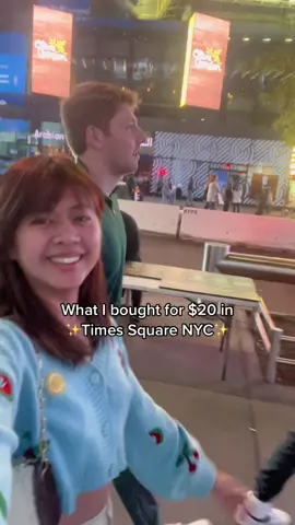 Touristy things you can enjoy as locals of nyc #nycthings #nyc #nyclife #nycgirl #timessquare 