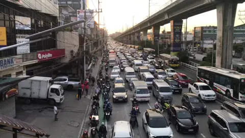 Napaka-traffic na naman sa Manila. Back to the old normal na ba?  #manila #traffic #newnormal #edsa #philippines #itsmorefuninthephilippines 