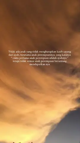 Ada sosoknya tapi kehilangan perannya, kadang sudah tidak ada sosoknya tapi tidak kehilangan perannya #Home #brokenhome #kehilangan #myself #loveyourself #selflove #fyp #FlexEveryAngle #foryou 