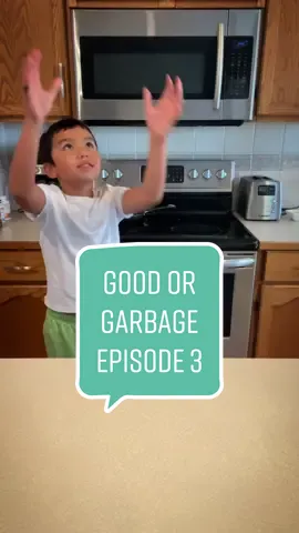 Nongshim Kimchi Flavor #nongshim #kimchi #ramenreview #review #foodreview #instantnoodles #asianfood #noodles #FoodTok #snackideas 