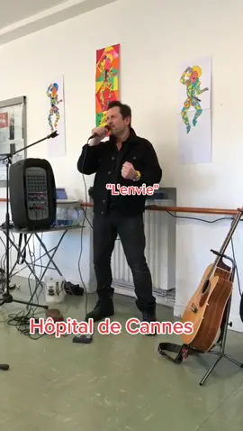 #lenvie #johnny #johnnyhalliday #heuresdevols #guitarevoix #chanteur #singer #cover  #concert #animation #ambiance #podium #restaurant #scene #mariage #anniversaire #fête #fete #danse #dance #hopital #ehpad #pourtoi #foryou 