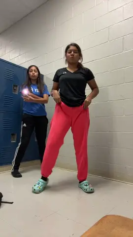 @rrokstarr 🤭🤭#edlynne😜 #fypシforyoupageシfyp #fypdonggggggggggggシ #fypシ゚viral #fypdongggggggg 