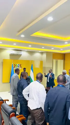 #madaxweynedani🇸🇱🇸🇴❤  #UruradaSiyaasaddaPuntland iyo #GuddigaDoorashadaPuntland #TPEC #2022 #fy #fypシ゚viral #foryou #follow #share #Dabaraaniteam #soomaali_tiktok #soomaalitiktok2021 #garowe #fypage #democratic #puntlander🇸🇱 #puntland🇸🇱 #somalia🇸🇴 