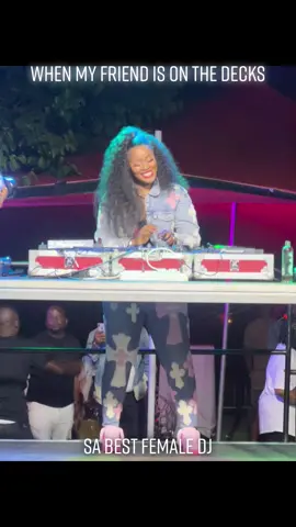 We throw it back like.......  #throwback #with #sas #best #female #dj #my #friend #on #the #decks #fyp #dance #goodmusic #goodpeople #goodvibes 