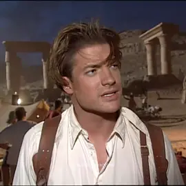 A little BTS nugget of our boy from 1998. ☺️ #brendanfraser #brendanfraserappreciation #brenaissance #themummy1999 #rickoconnell 