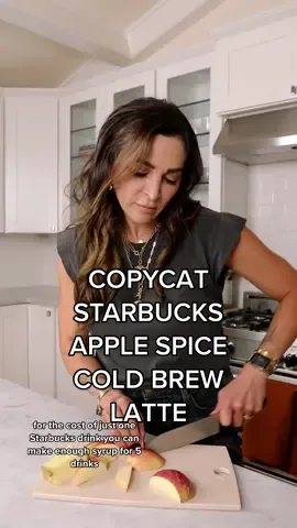 I live for a good money saving Starbucks dupe! #starbucks #copycatstarbucks #coffeedrinks #coffeerecipe  Apple Crisp Syrup⁣ 1 apple, sliced 1/3 cup brown sugar⁣ (or coconut sugar) 1/3 cup apple juice 1/4 cup water  2 tsp vanilla extract⁣ 1 tb apple spice (or 1/2 tsp cinnamon, 1/4 tsp nutmeg, 1/4 tsp allspice) 1 cinnamon stick
