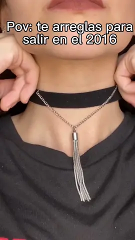 Mi yo de 15 años usaba ese outfit siempre😎💅🏻 ustedes vivieron esa época?😳 #__paolarodriguez17 #outfit #parati #fyp #outfitideas #outfitinspo 