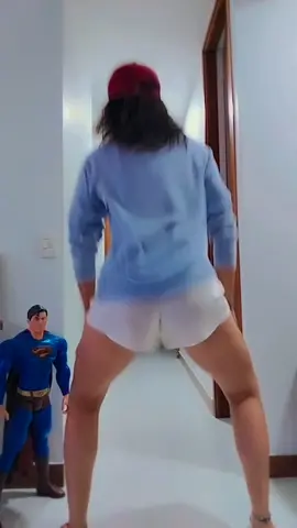 Replying to @efrenangeles8 Holi!💜 A esta hora que casi nadie lo ve #viral #twerk #fakebody #fyp #medellin 