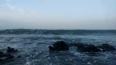 You will never forget the real thing – sea waves hitting the shore, crashing against the stones and leaving you feeling relaxed. #fyp #relaxingvideos
