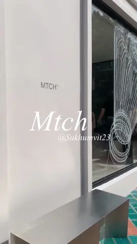 Mtch 🍵🤍 📍sukhumvit23 #คาเฟ่เปิดใหม่ #คาเฟ่กรุงเทพ #cafehopping #matchalover #fyp 