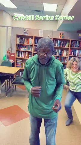 Let’s Get Funky! #seniorcenter #seniorcitizens #dailydoseofgarry #makesomeonefeelspecial #lovemyjob #bekind #kindnessmatters #dailydoseofgarryjamie #beakindhuman #loveoneanother #fyp #viral @livekellyryan @Good Morning America 