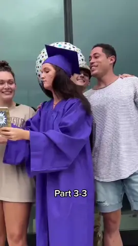 Military brother surprises sister for her graduation - so heartwarming 🥹