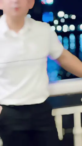 Hãy dành những điều tuyệt vời nhất cho nhau để 2 từ “sau này” không phải hối tiếc…🍁_🍁_🍁