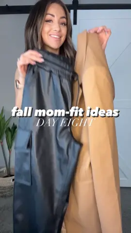 10 days of Fall mom-fits, day eight 🍂 . Head to IG: _ktinaaa for outfit details!  . #falloutfits #falloutfitideas #falloutfitinspo #falltrends #beltbag #whattowear #momstyle #trendymom #thirtiesfashion #momfit #momfashion #momfashionblogger #momswithstyle #momlife #OOTD #ootdstyle #ootdfashion #affordablefashion #leatherjoggers #woolblendcoat