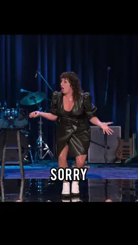 I’m not saying women don’t stink, I’m saying we all do #standup #standupcomedy #crowdwork #riff #netflix #billburr #stinks 