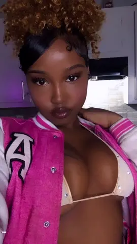 👅