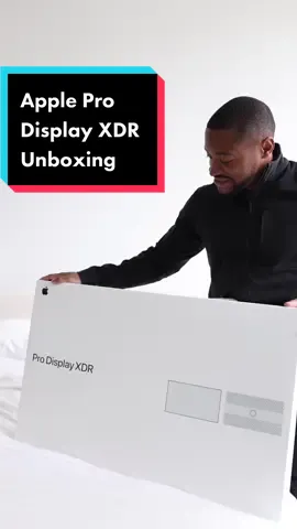 Unboxing my new Apple Pro Display XDR. This is 32 in with a 6K Retina display. Apple really hit the mark with this and I cant wait to start editing content with it. #appleunboxing #shopping #unboxing #apple 