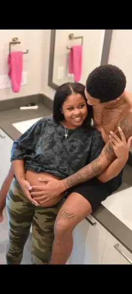 she deserves the world and I promise to give it to her🙏🏽❤️🤰🏽 #fyp #dzfamily_ #pregnant #surprise 